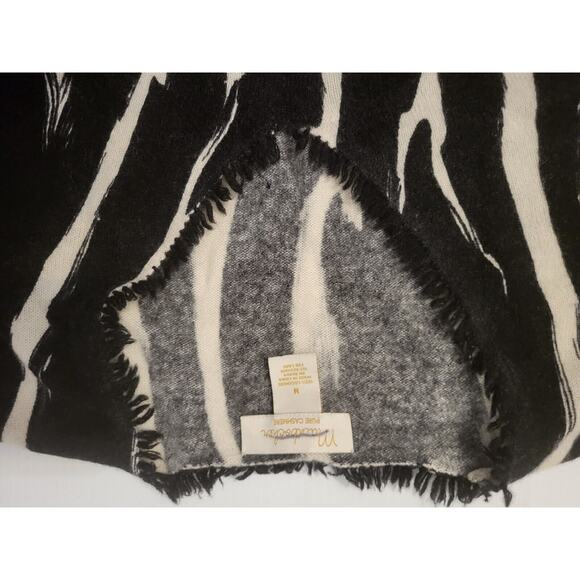 Mainbocher Womens Cashmere Sweater Black White Zebra Print Fringe Detail Medium - Picture 4 of 7